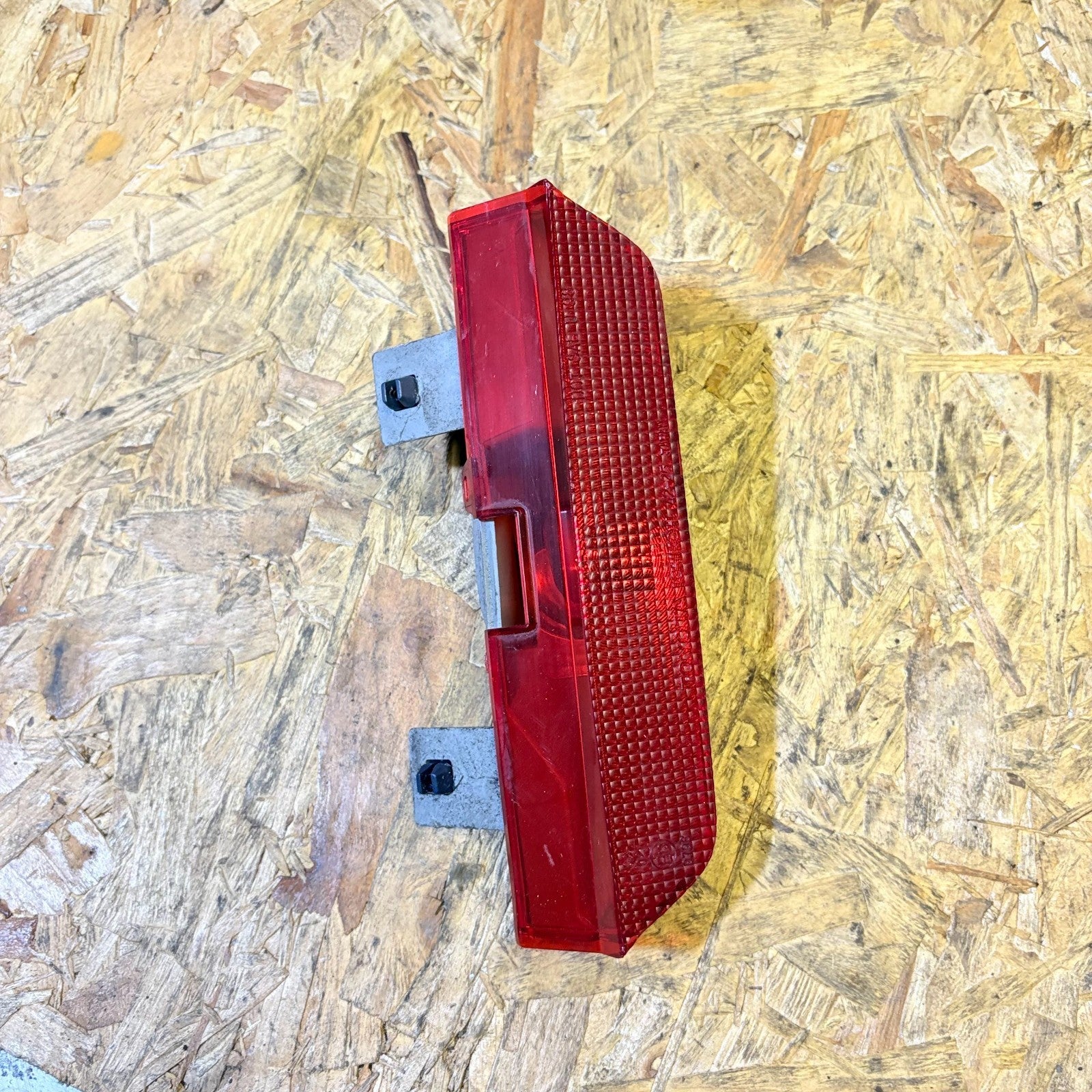 2001-2005 Toyota Rav4 3rd brake light Lamp