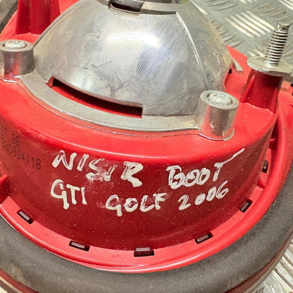 2006-2008 VW GTI GOLF BOOT BRAKE LIGHT NEAR SIDE REAR