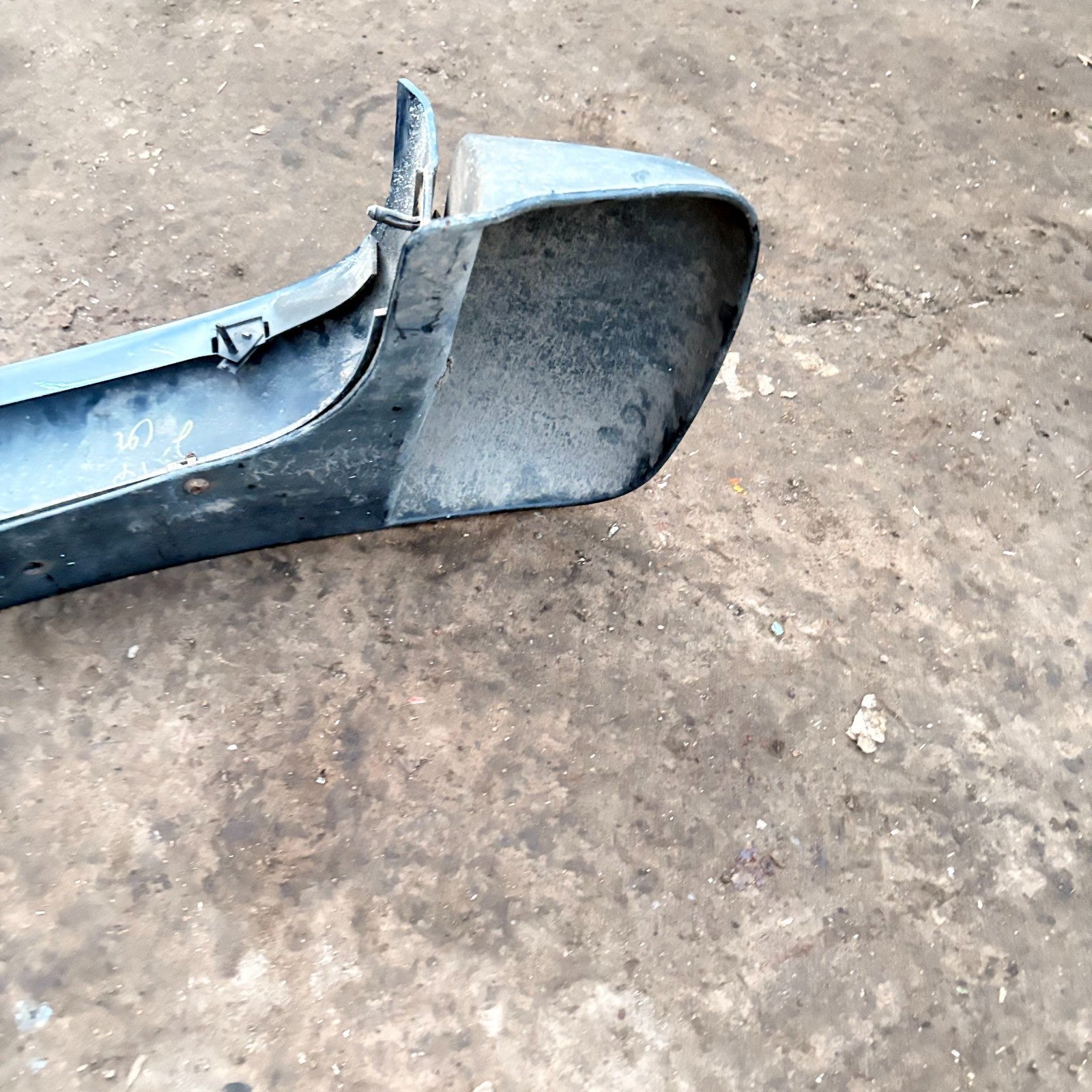 JEEP CHEROKEE REAR RIGHT SIIDE WHELE ARCH (FENDER) TRIM