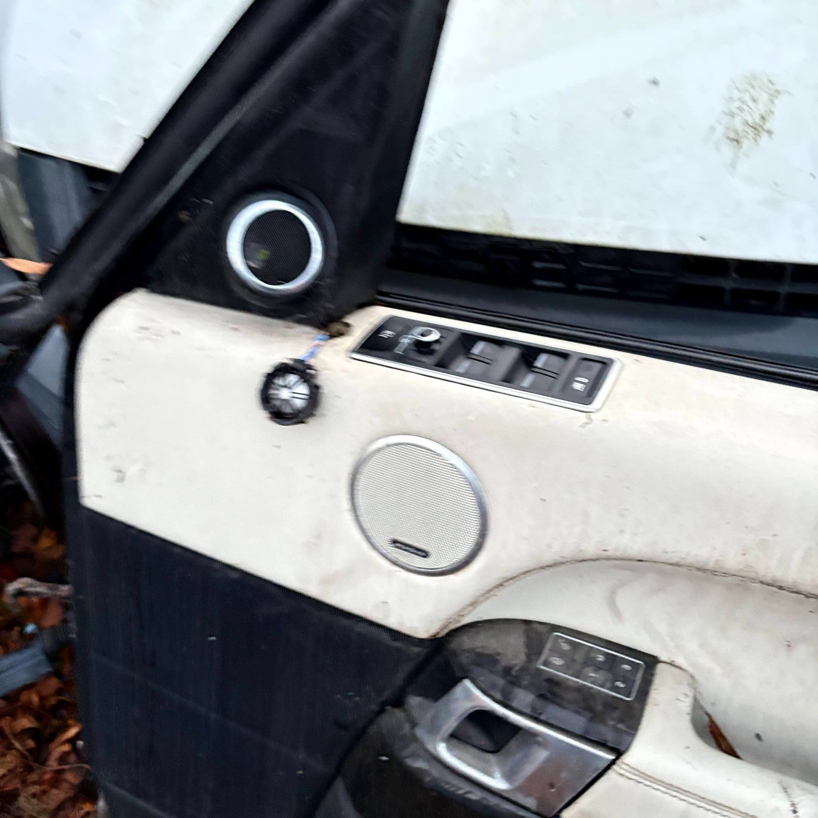 RANGE ROVER L405 2013-17 FRONT RIGHT OSF COMPLETE DOOR  FREE POST