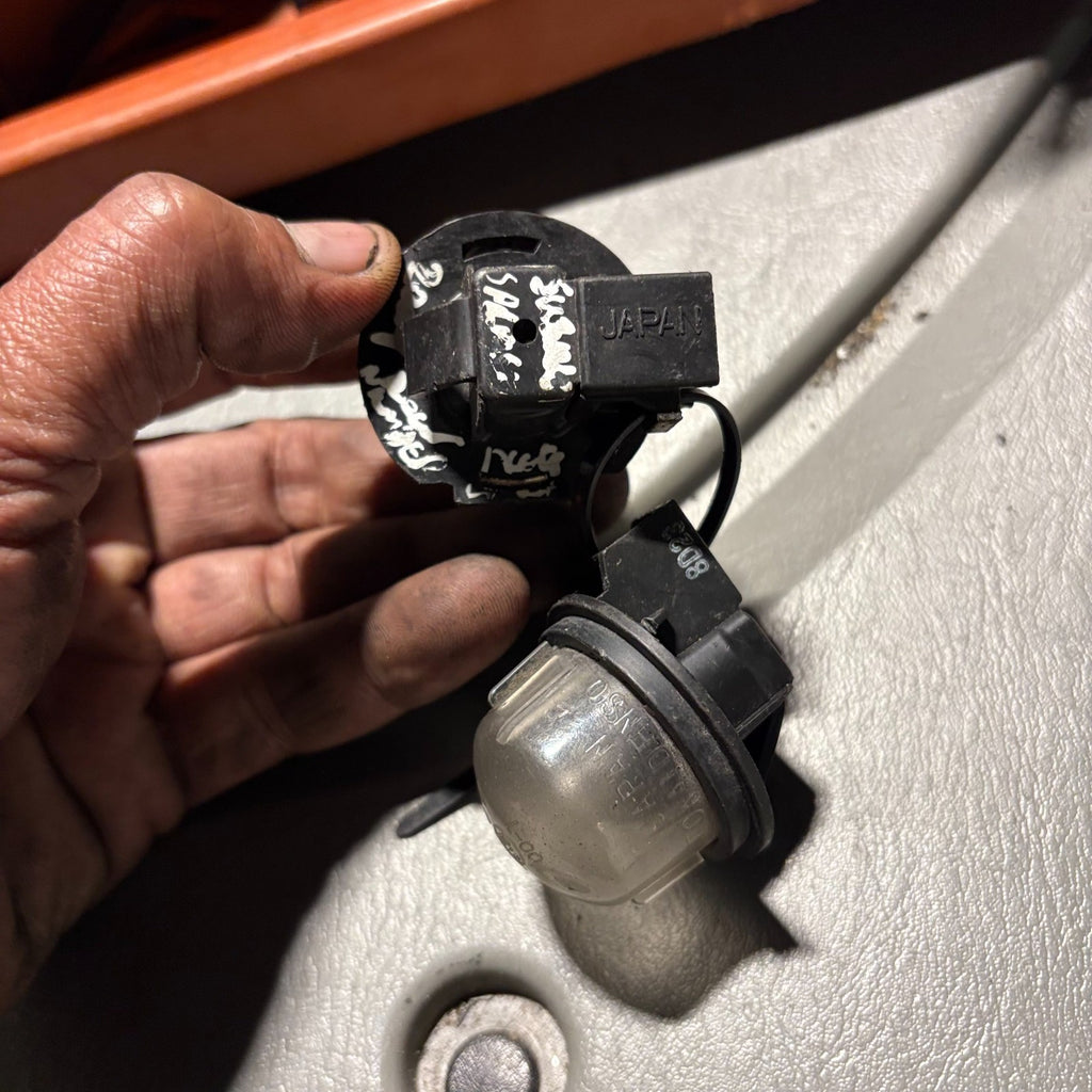 Suzuki Splash 2008?2014 Rear License Plate Light Lamp