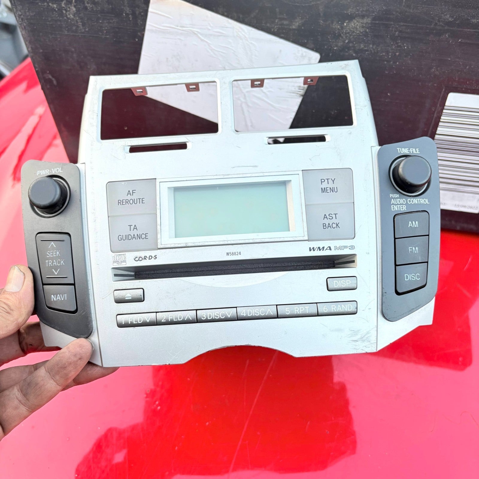 Toyota Yaris MK2 XP90 2006-2008 Radio CD MP3 Stereo Head Unit 86120-0D210 W58824