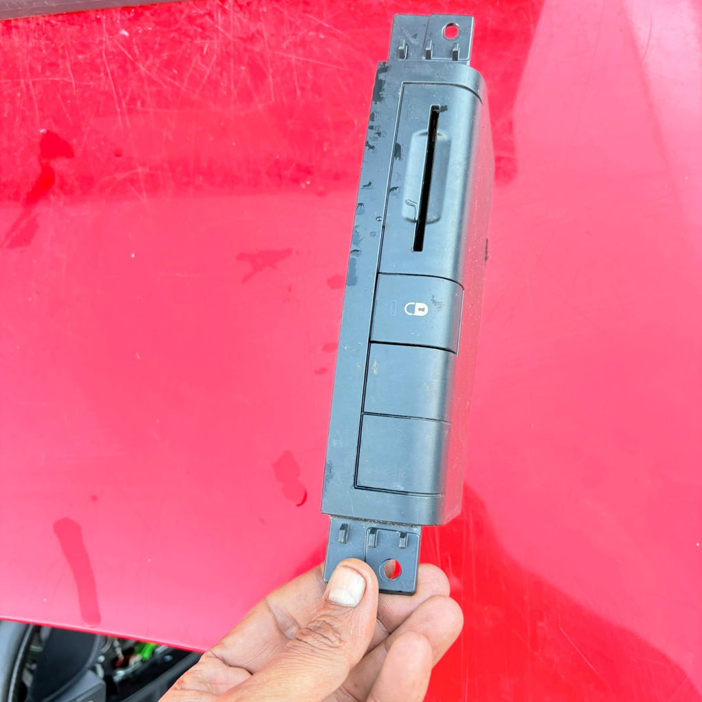 PEUGEOT 207 06-12 LOCK CENTRAL LOCKING SWITCH CARD SLOT TRIM PANEL FR56713502