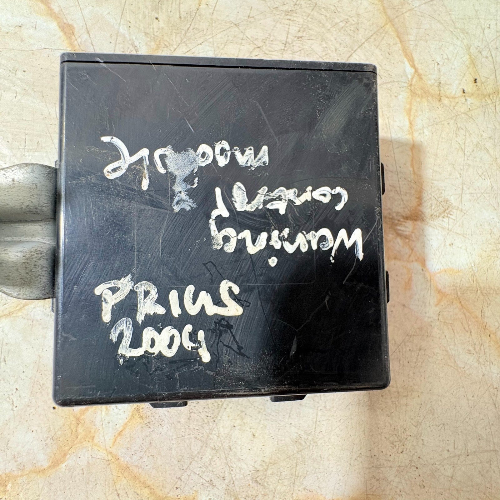 Toyota Prius Mk2 2004–2009 Alarm Signal Control Unit 031015HA Tested