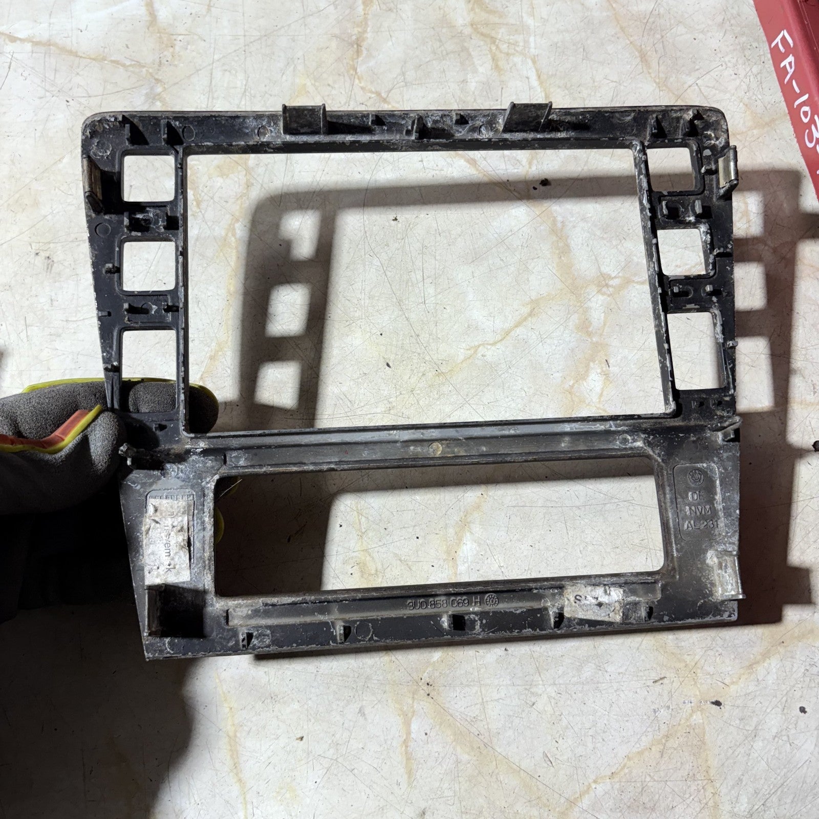 Skoda Superb B5 (3U) 2006 Radio GPS Head Unit Trim 3U0858069H