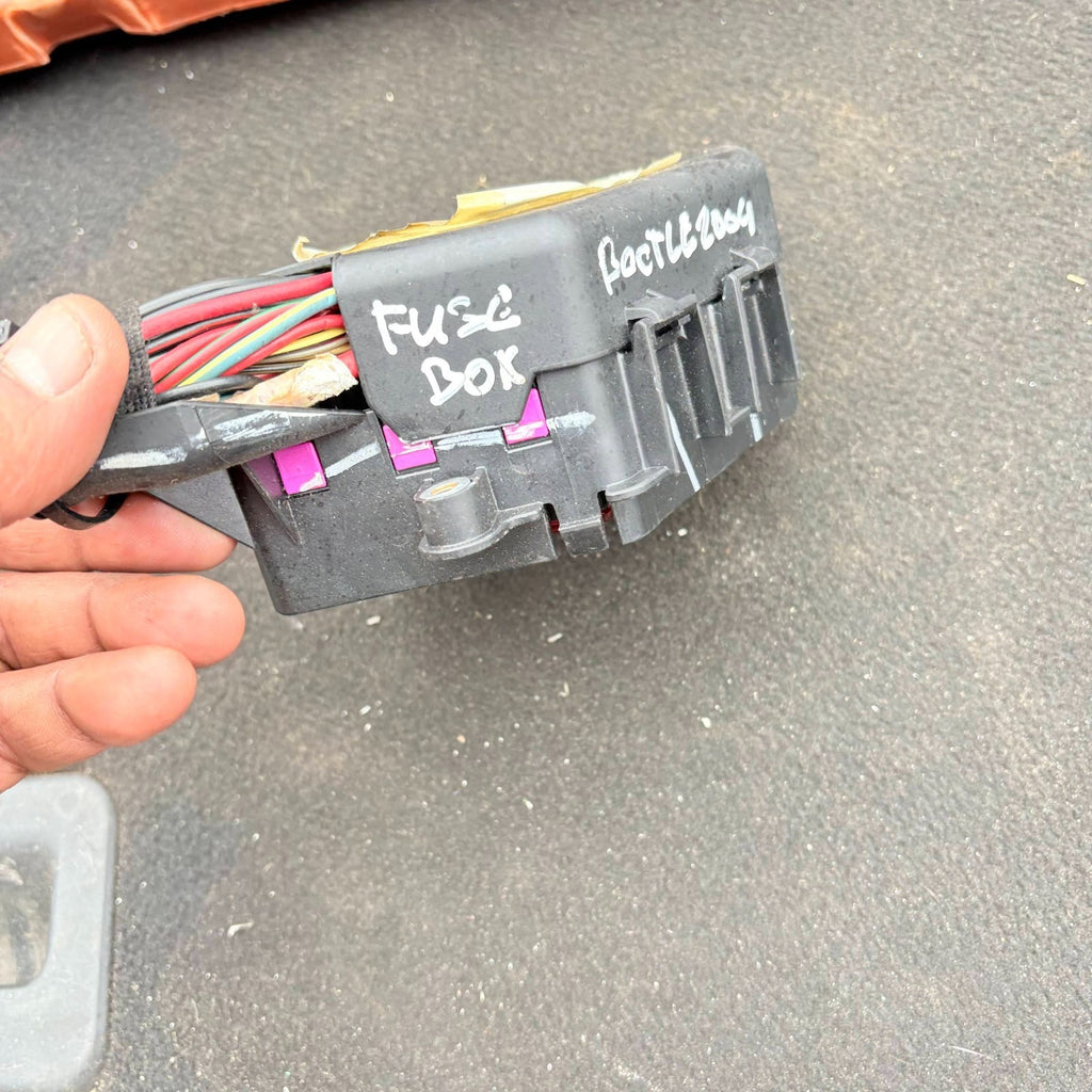 VW Beetle Mk2 1998-2011 Interior Fuse Box Relay Panel