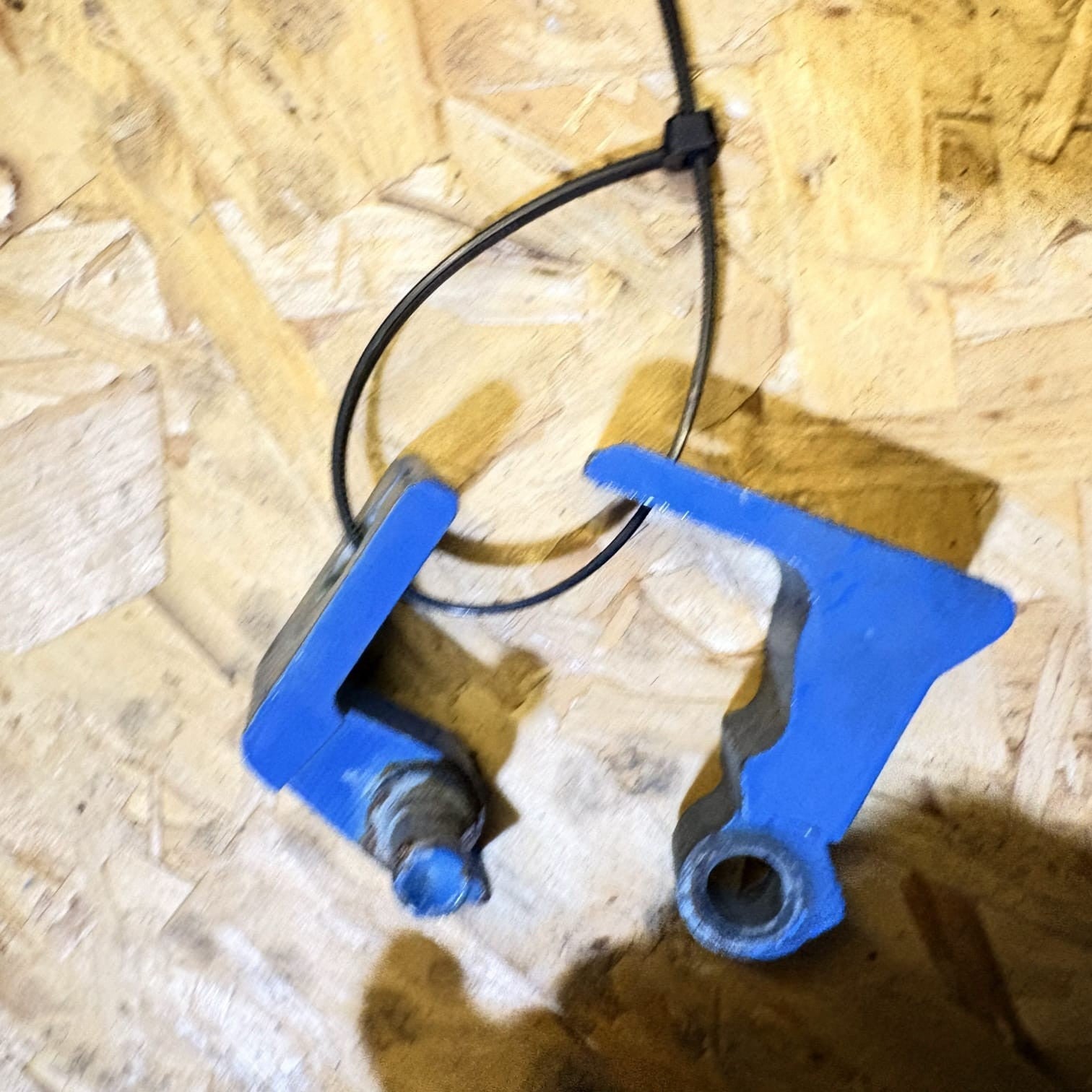 SKODA OCTAVIA VW Passenger Rear Door Hinge 7N0831401