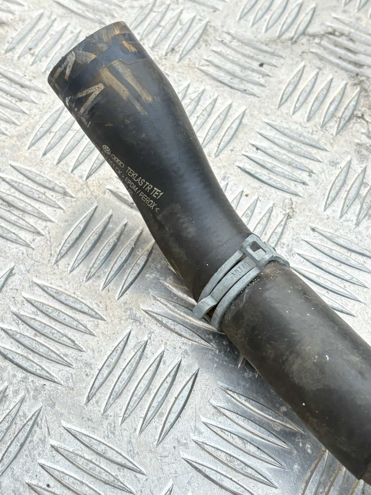 VW POLO MK4 2005-2009 1.4 PETROL BUD RADIATOR LOWER HOSE PIPE 6Q0122051CK