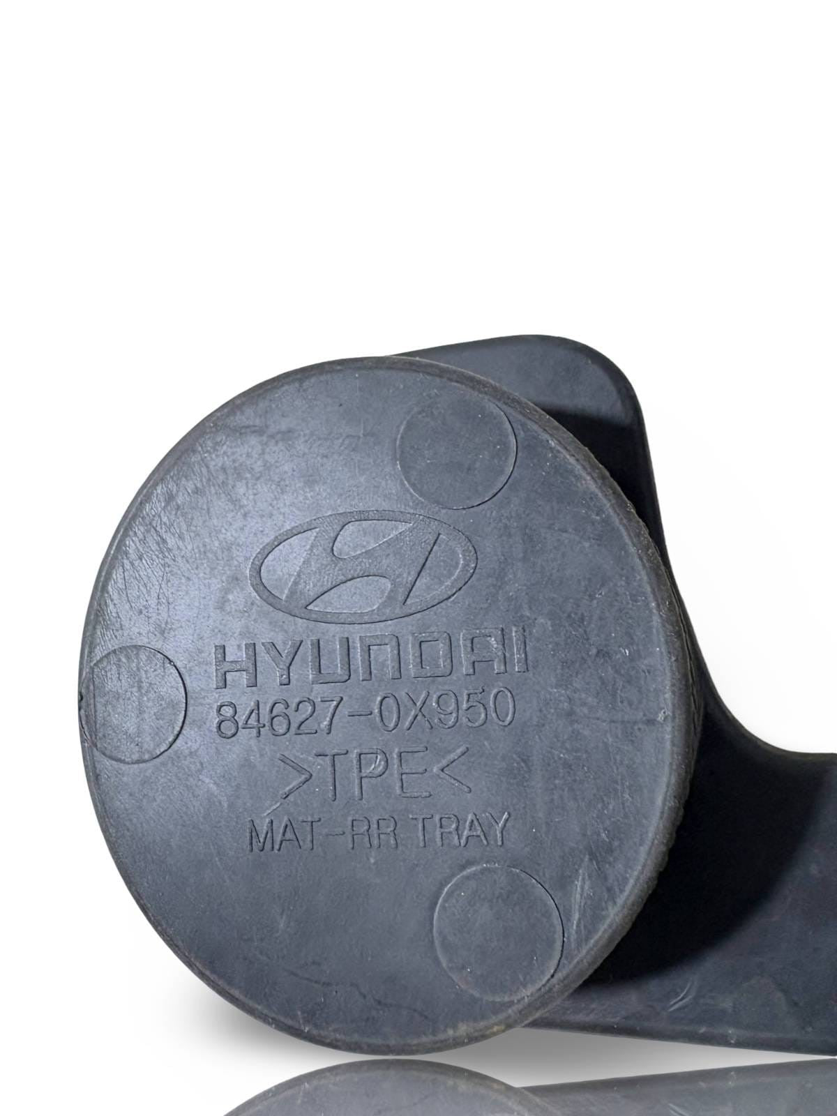 HYUNDAI I10 2007-2019 RUBBER Center Console MAT COIN HOLDER 84627-0X950