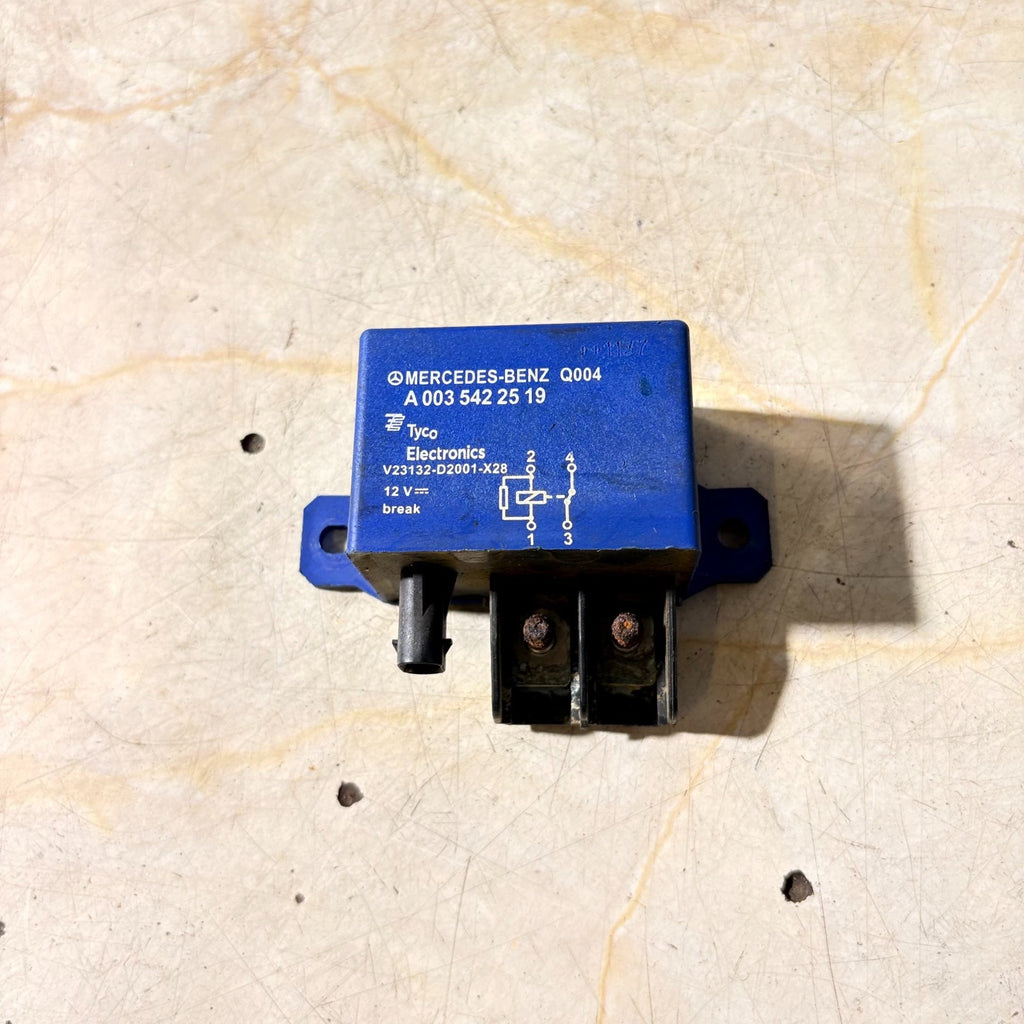 MERCEDES A CLASS A160 2012 DIVERSE RELAY UNIT A0035422519