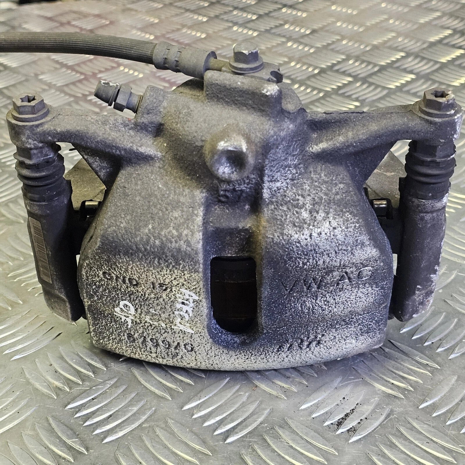 SEAT Ateca 18-23 1.5 TSi Brake Caliper OSF OFFSIDE Front Right Driver Side