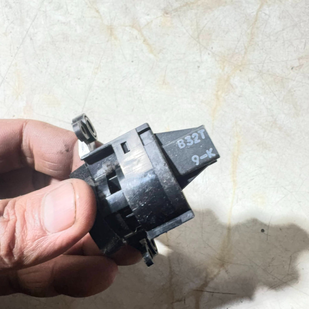 INTERIOR TEMPERATURE SENSOR FOR MAZDA 3