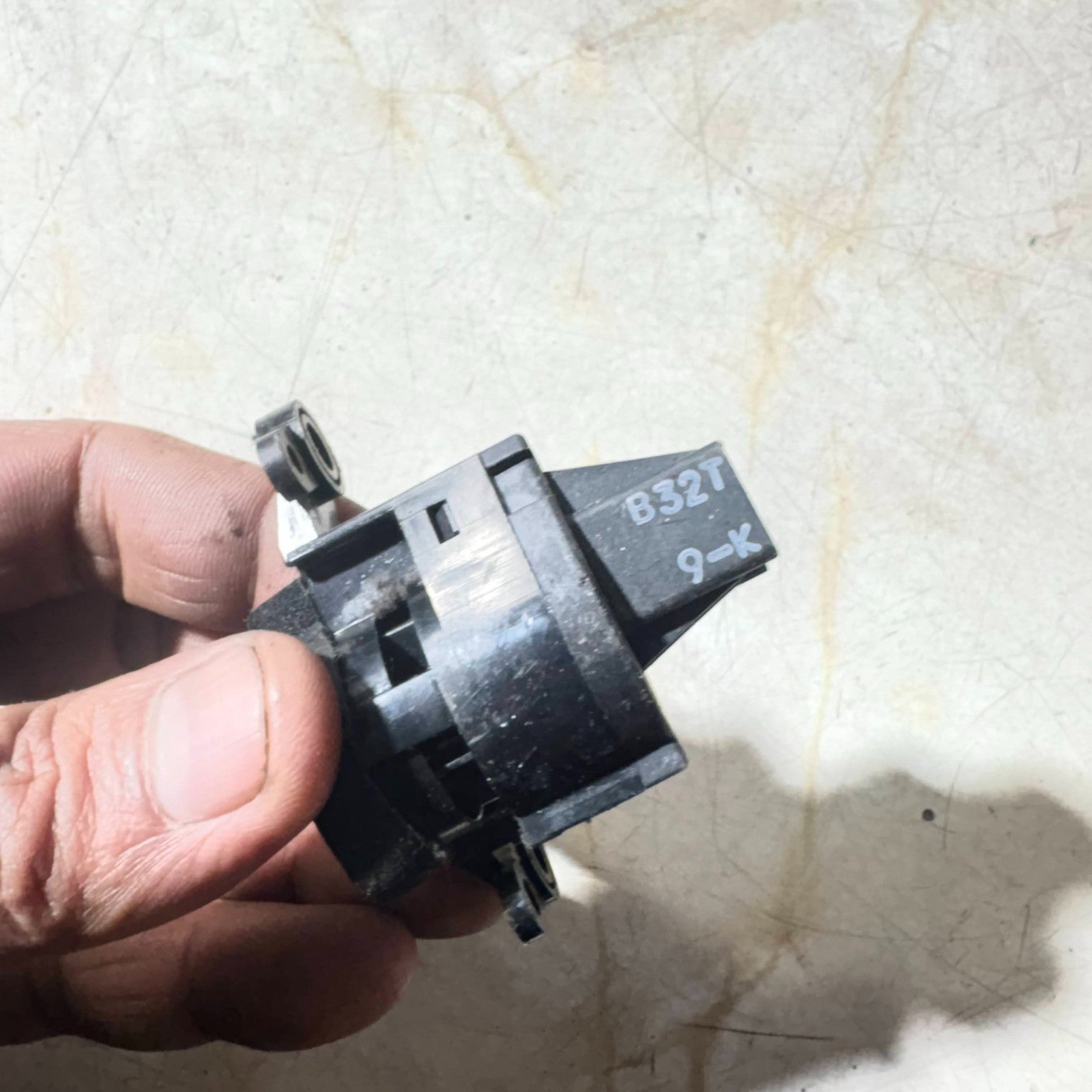 INTERIOR TEMPERATURE SENSOR FOR MAZDA 3