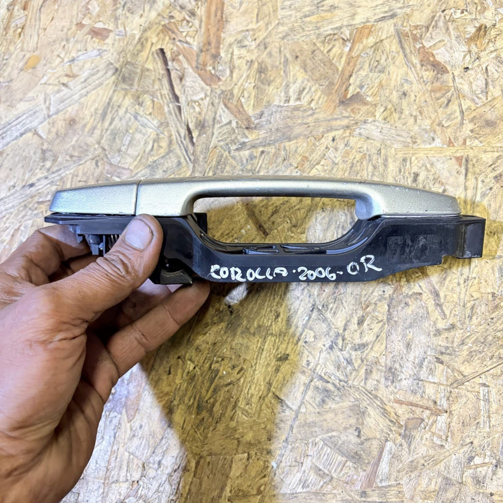 61160CA000V2 EXTERNAL HANDLE DRIVER REAR DOOR TOYOTA COROLLA 61160-CA000-TQ 2006
