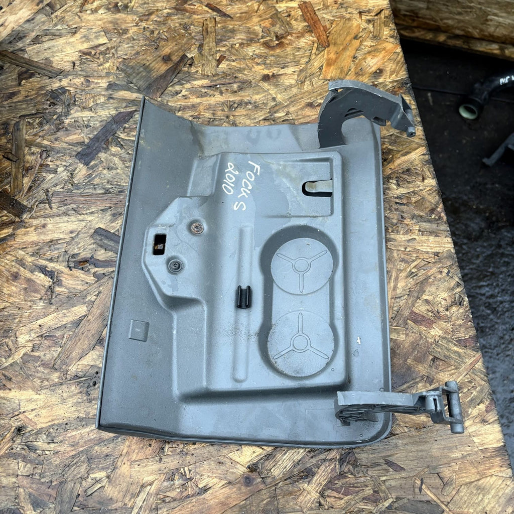 FORD FOCUS MK2 2010 GLOVE BOX 4M51 A06044 BEW