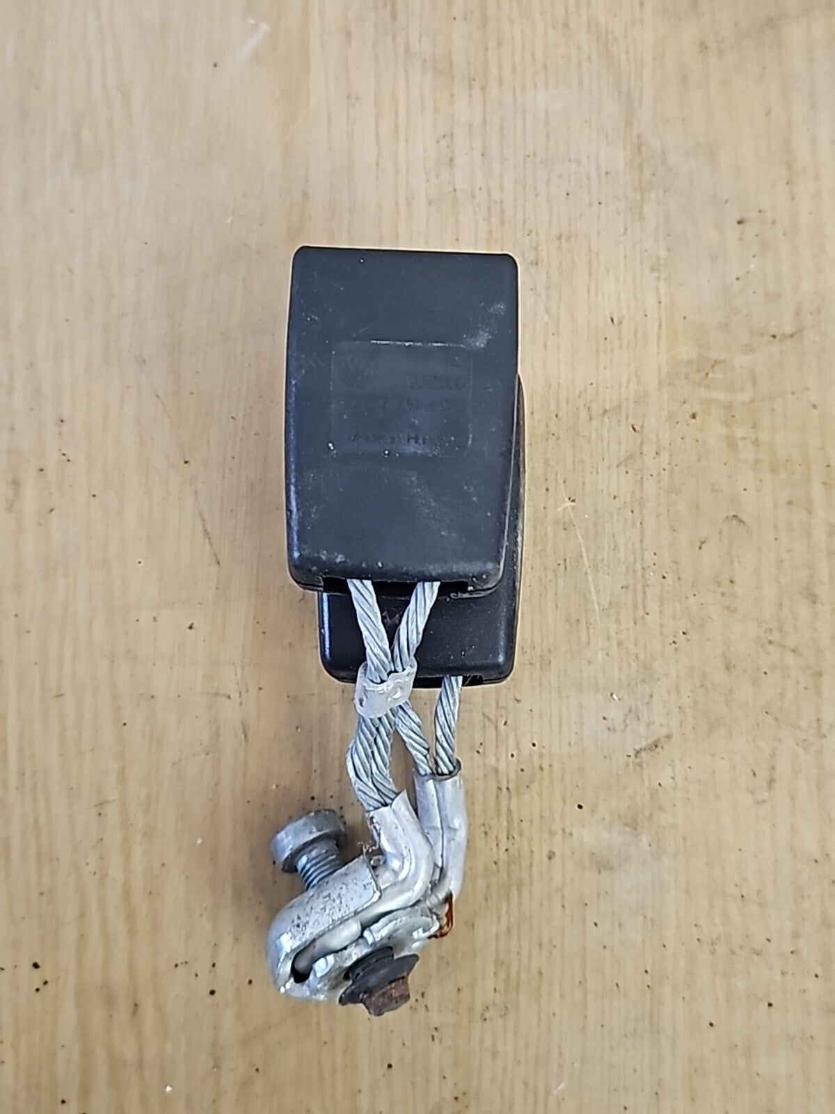 2009 VW JETTA 1.9 TDI 4DR PASSENGER SIDE REAR LEFT TWIN BELT BUCKLE 1K0857739H