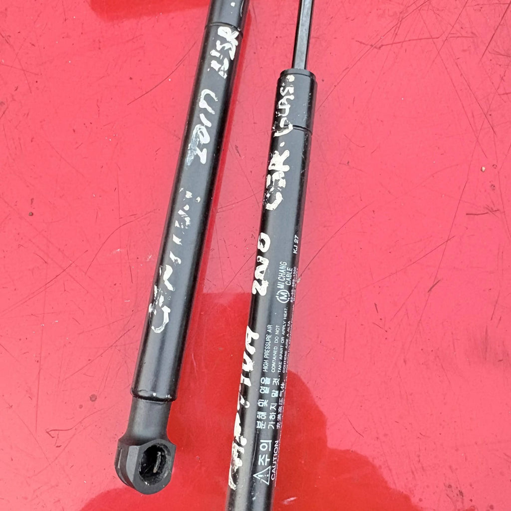 Chevrolet Captiva C100 2010-2013 2x Tailgate Glass Gas Struts 96861594