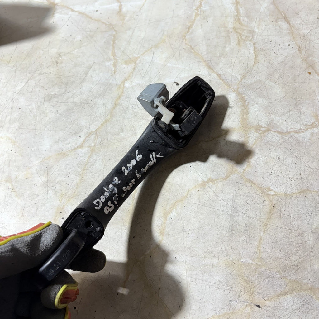 Right Front Outer Door Handle for DODGE 2006-2011