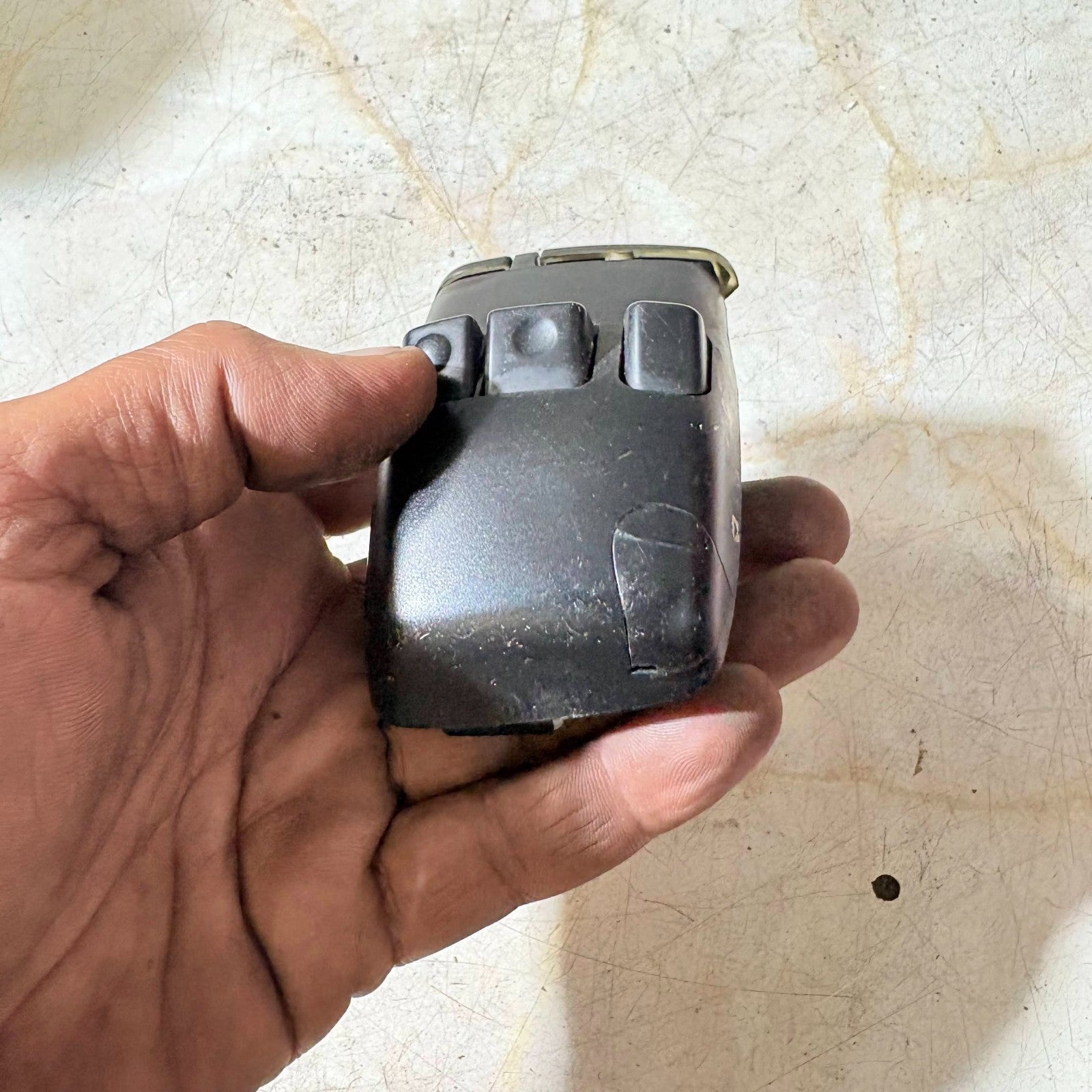 Toyota Steering Wheel Radio Volume Control 86230-20010