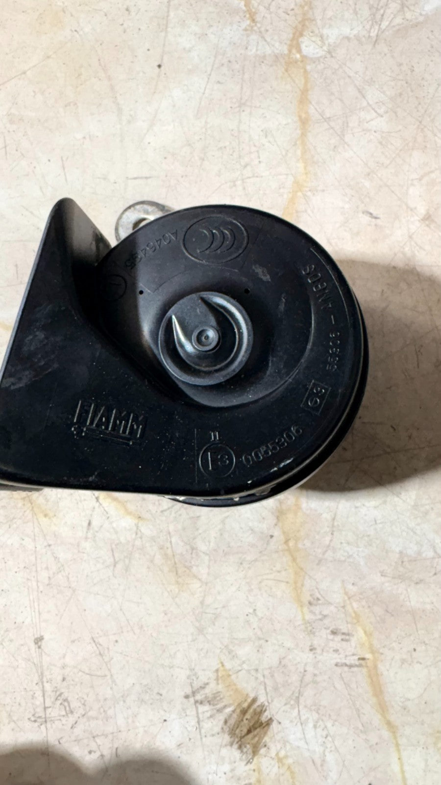 Chevrolet Captiva Alarm Siren Horn Front Left Passenger Side A046495 2010