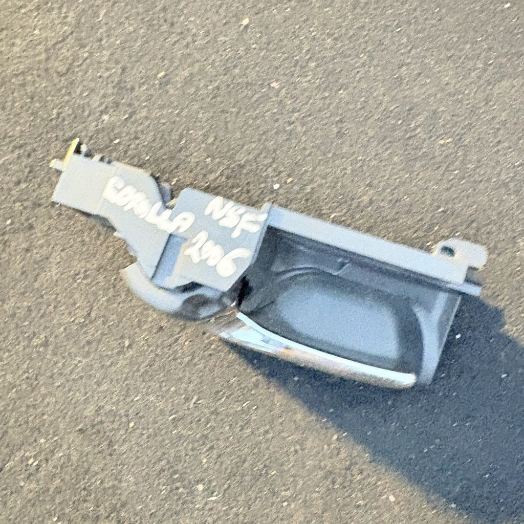 Toyota Corolla E12 E120 2002-2007 Inside Front Left Door Handle NSF 50594A1