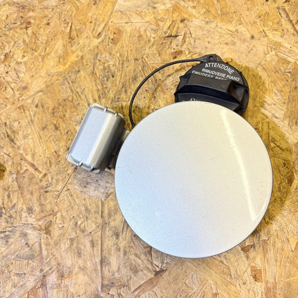 Hyundai Getz 69510-10000 Fuel Flap Tank Cap