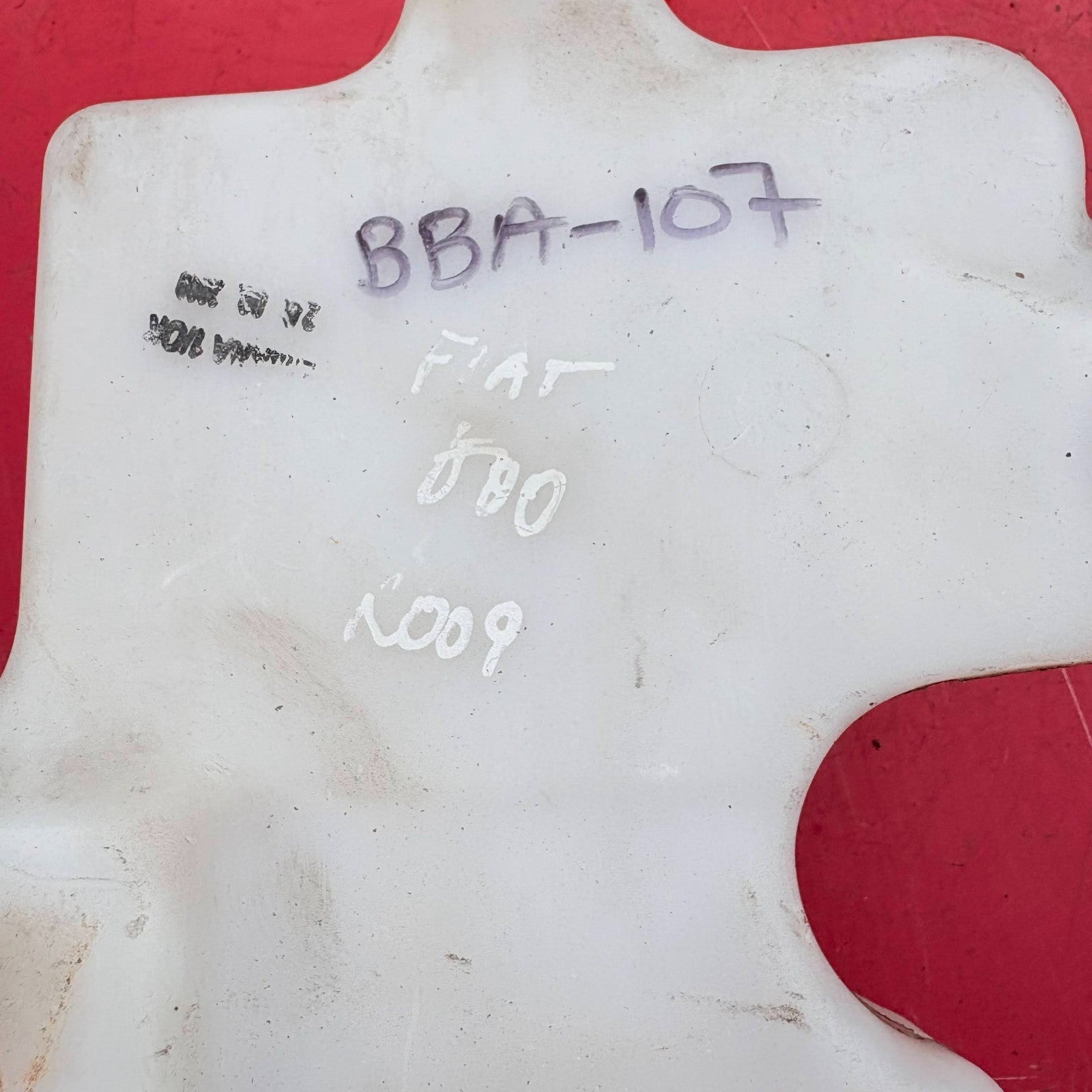 Fiat 500 (312) 2007-2015 Windscreen Washer Bottle Reservoir + Pump 71740942