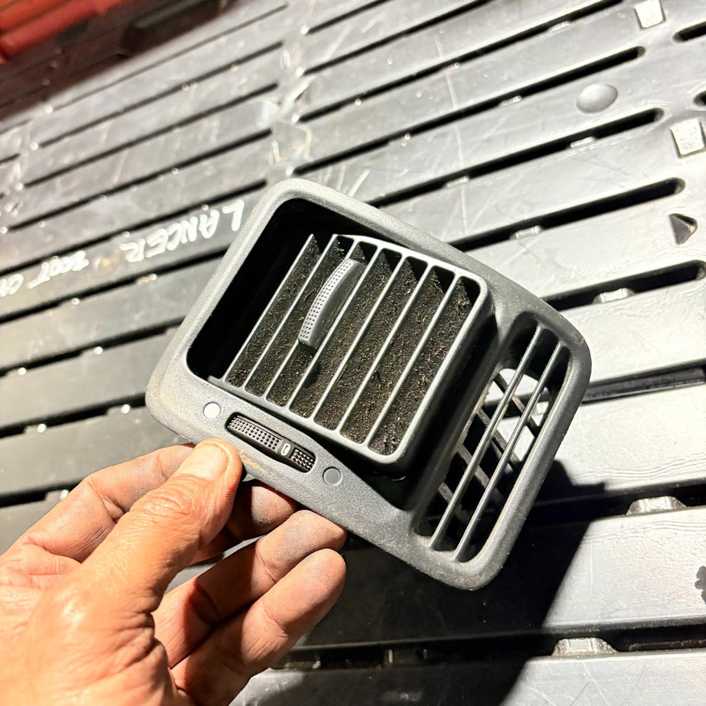 HONDA CRV 2006-2012 FRONT RIGHT DRIVER SIDE DASHBOARD AIR VENT