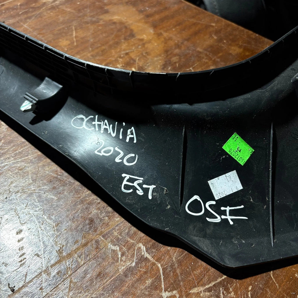 Skoda Octavia MK3 Estate 2013-2020 Front Right Driver Kick Panel Trim 5E0863484