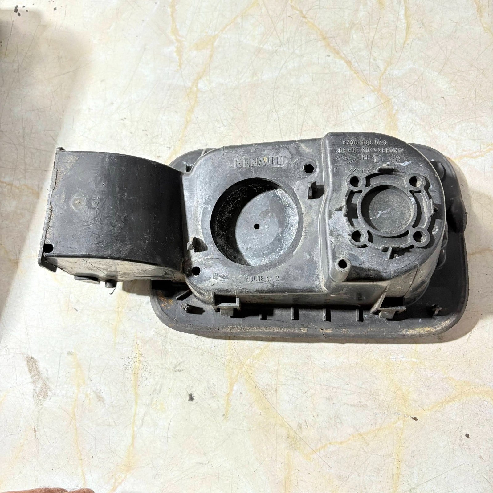 Renault Scenic 2004 Fuel Cap Tank Flap Tank Cap 8200139543