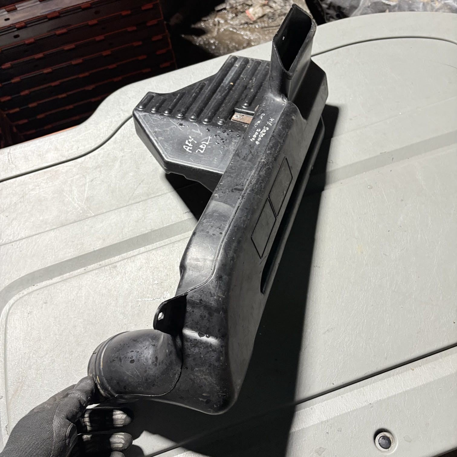 Kia Sedona 2002-2006 Air Intake Pipe 0K51A13330 A13330