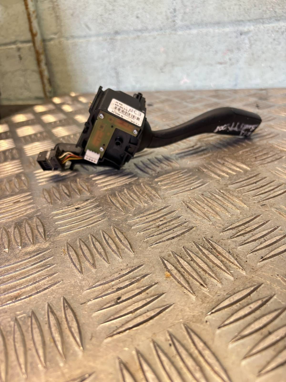 Audi TT 8J 2008 Indicator Headlight Stalk Switch 8P0953513A A3 8P1 2006-2012