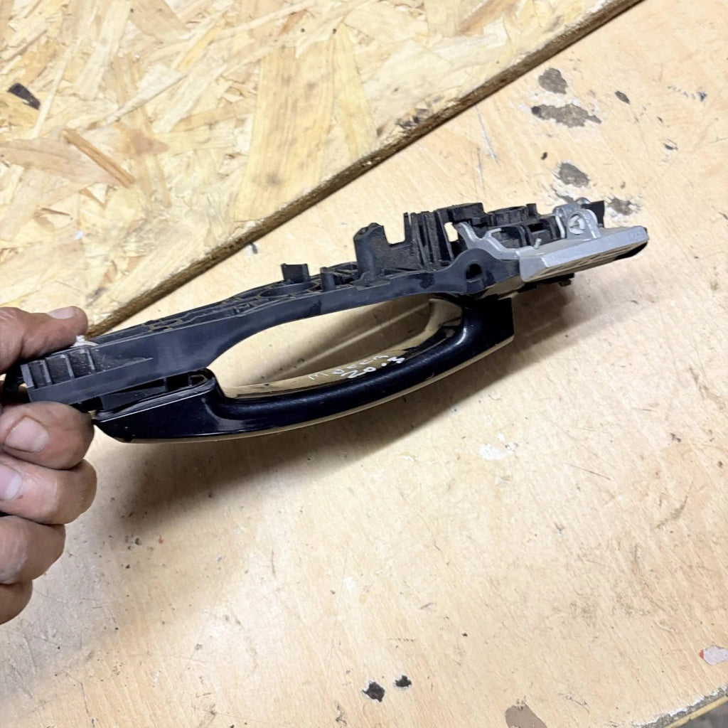 Opel Mokka 2013 N/S Front Outer Door Handle Black 5 Door