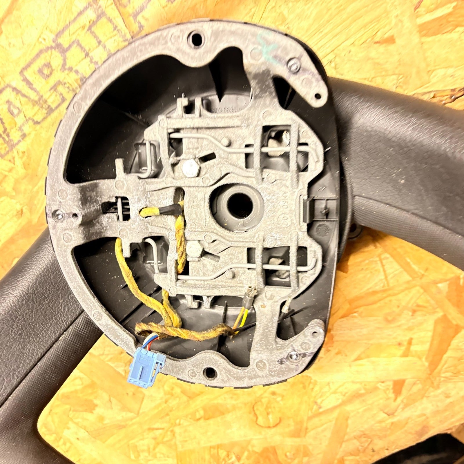 Citroen C4 Picasso MK1 2006-2012 Steering Wheel 96823700ZD