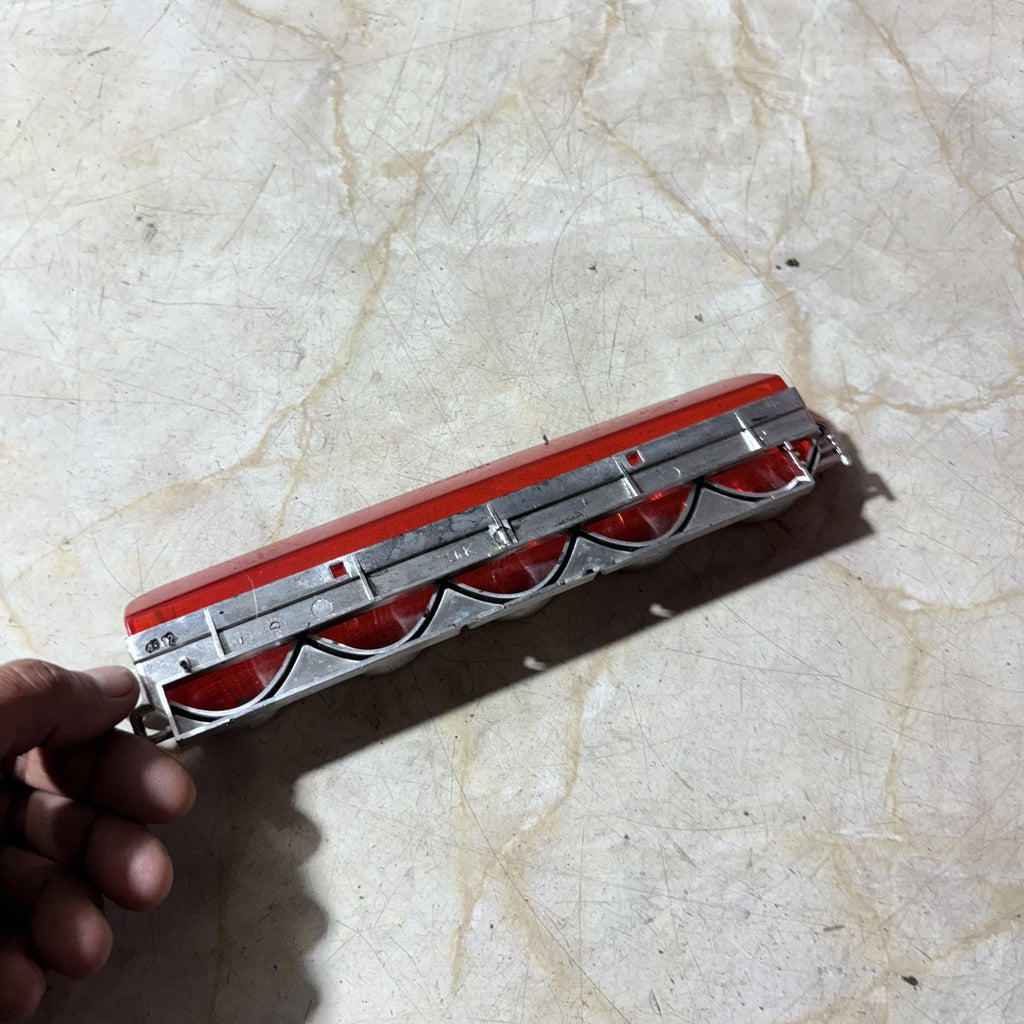 FIAT PANDA 169 5DR 2003-2012 TAILGATE HIGH LEVEL 3RD BRAKE LIGHT 735388525