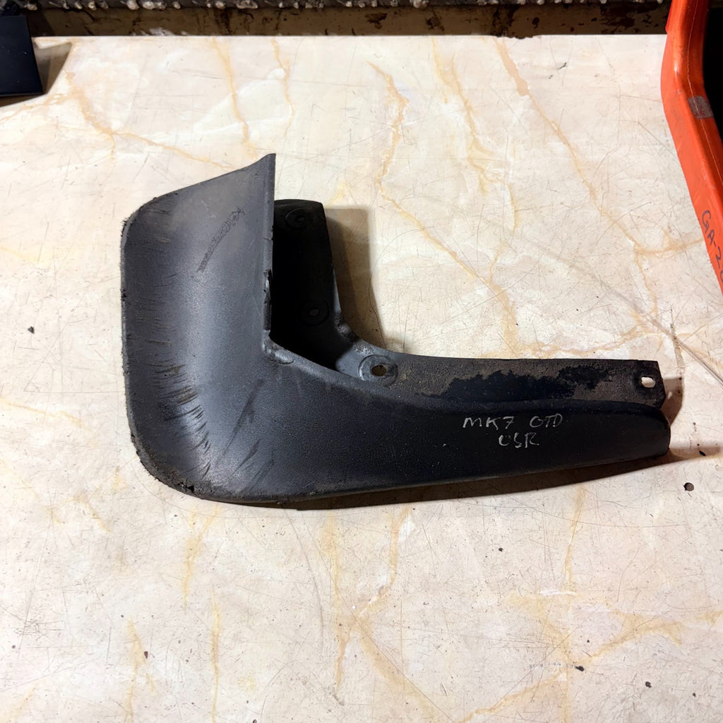 VW Golf Mk7.5 GTI GTD GTE 2017-2020 Rear Right Mud Flap Splash Guard