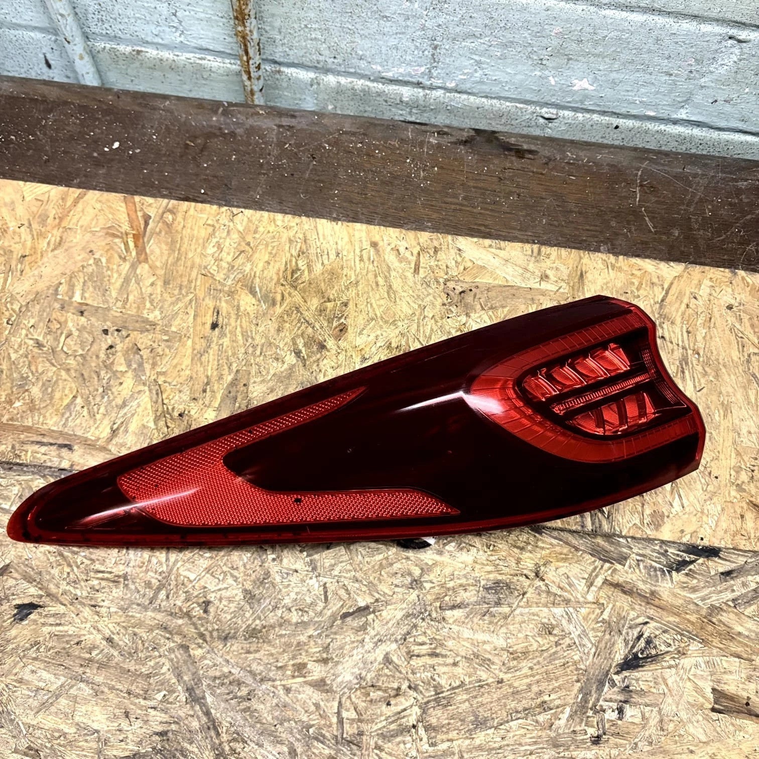 KIA SPORTAGE MK4 LEFT PASSENGER REAR LIGHT