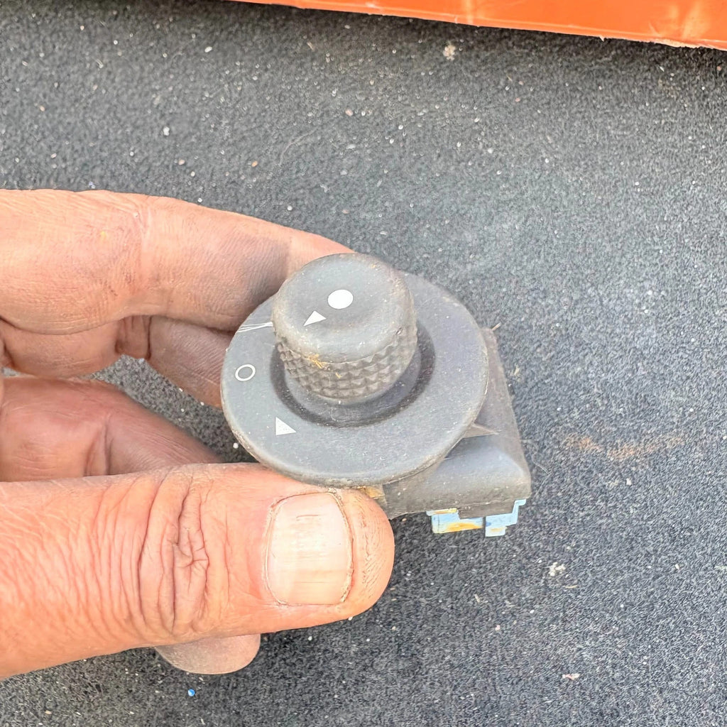 Citroen C3 Door Mirror Adjuster Switch
