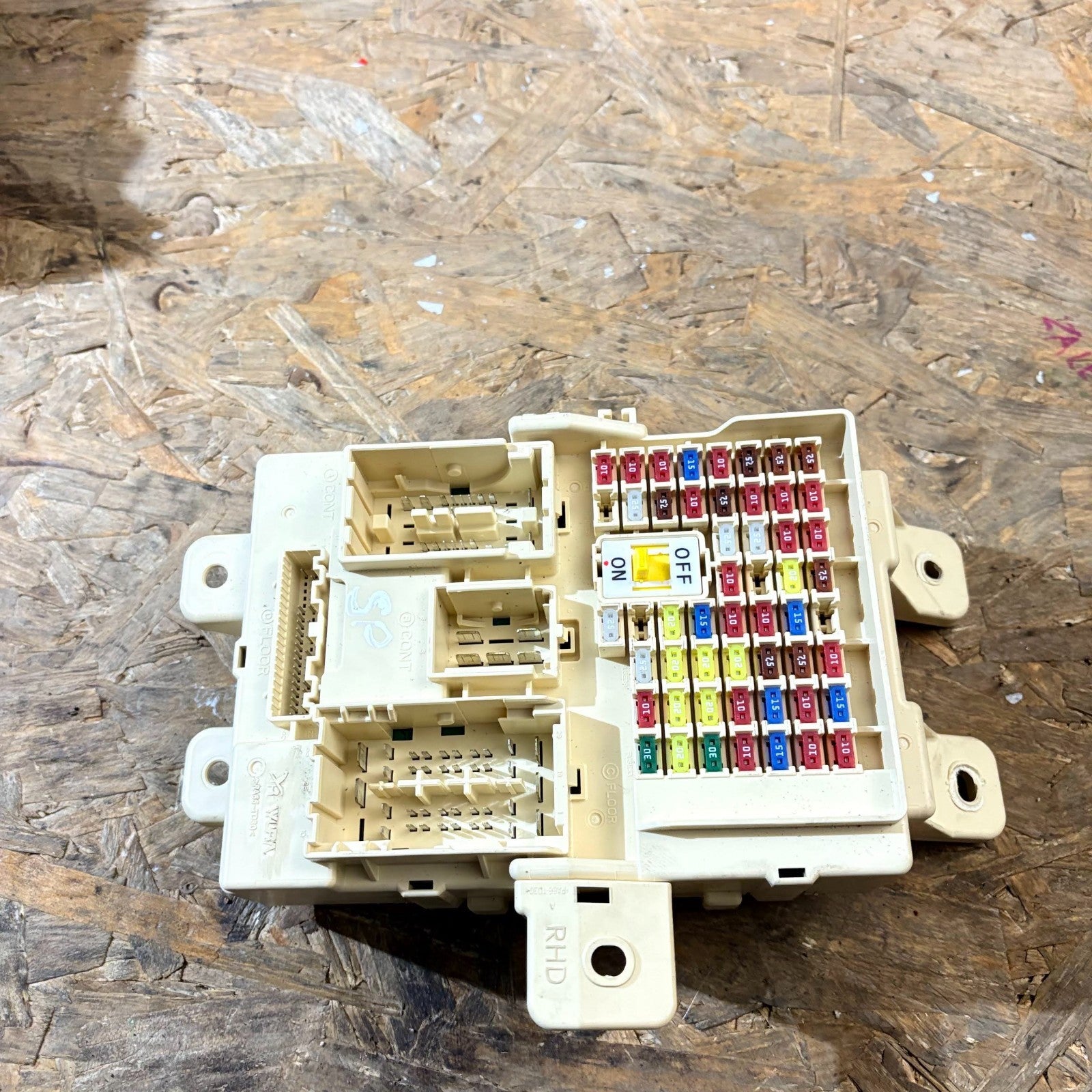 KIA SPORTAGE MK4 QL DASH FUSE BOX JUNCTION BOX MODULE 91955-D9940