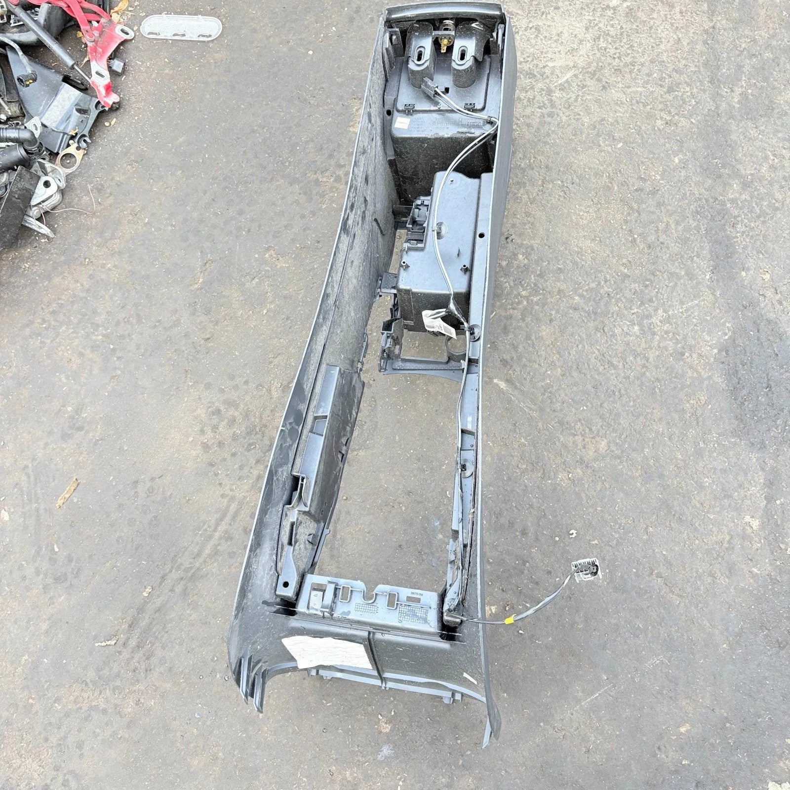 VOLVO V50 2009 HATCHBACK ARMREST WITH CENTRE CONSOLE 30755374