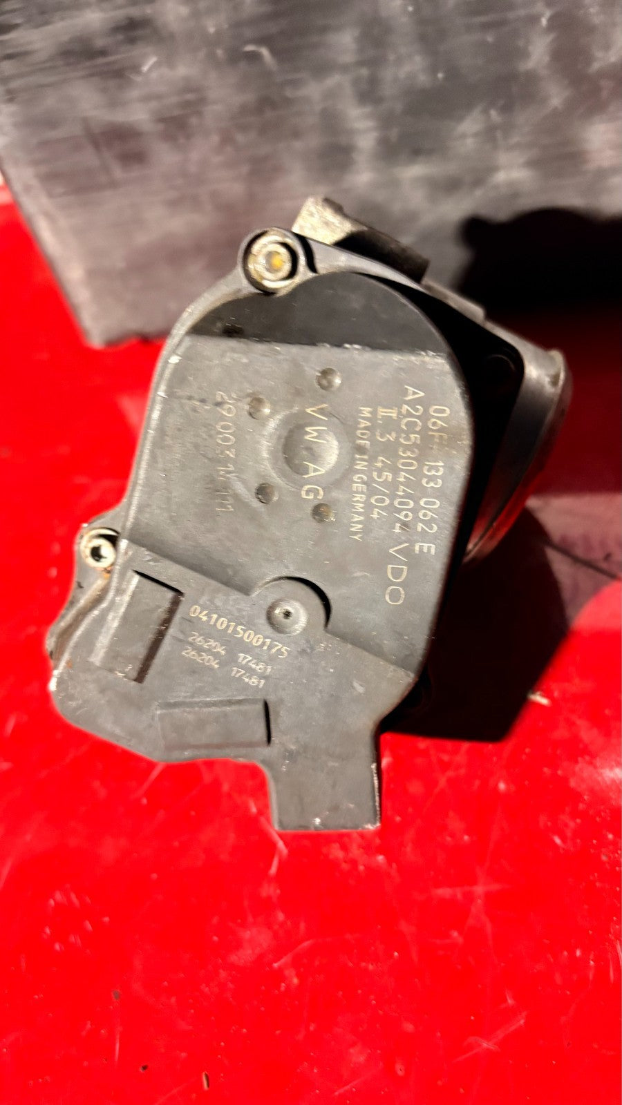 VW GOLF 2004 Throttle Body-06F 133 062 E-06F133062E
