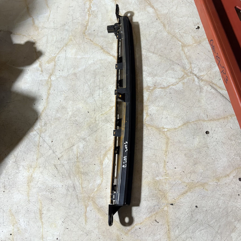 Mercedes-Benz C200 2006 Emergency Third Brake Light 00808910