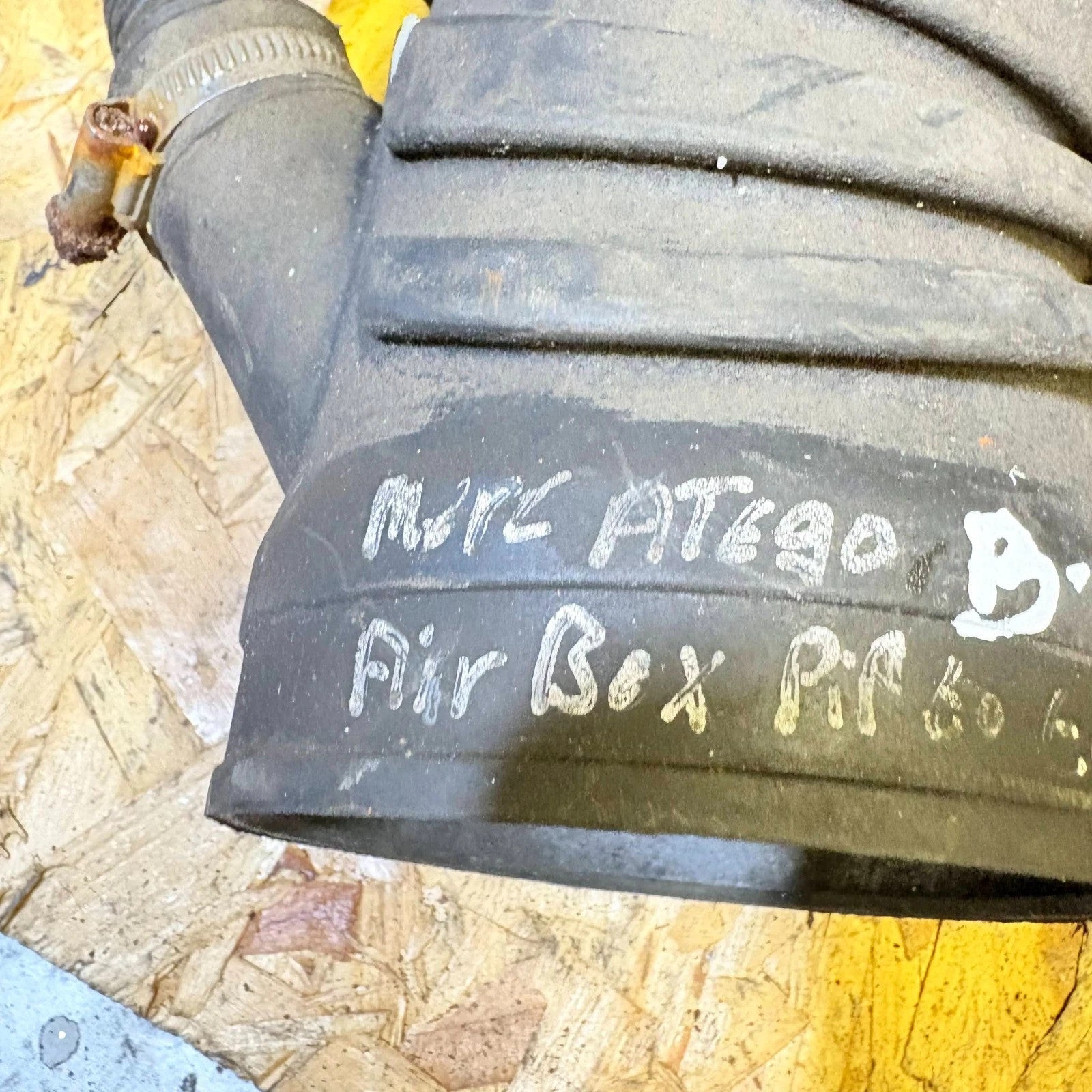 Mercedes Atego 1998-2004 Air Intake Pipe