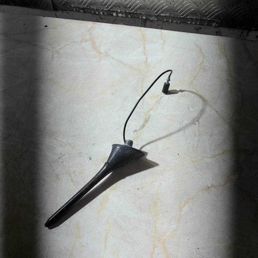 Leon Fr 2007 Roof Aerial Bee Sting Mini Mast Antenna