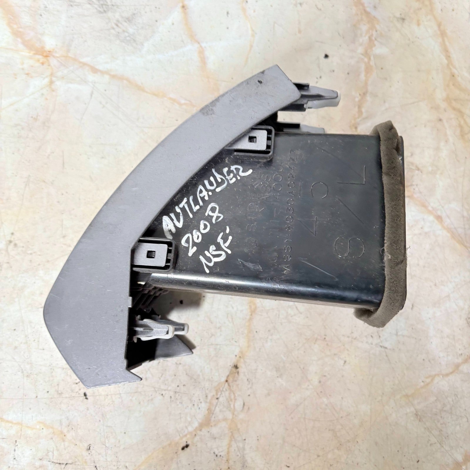 Mitsubishi OUTLANDER 2008 Air Vent Left side 8030A024ZZ