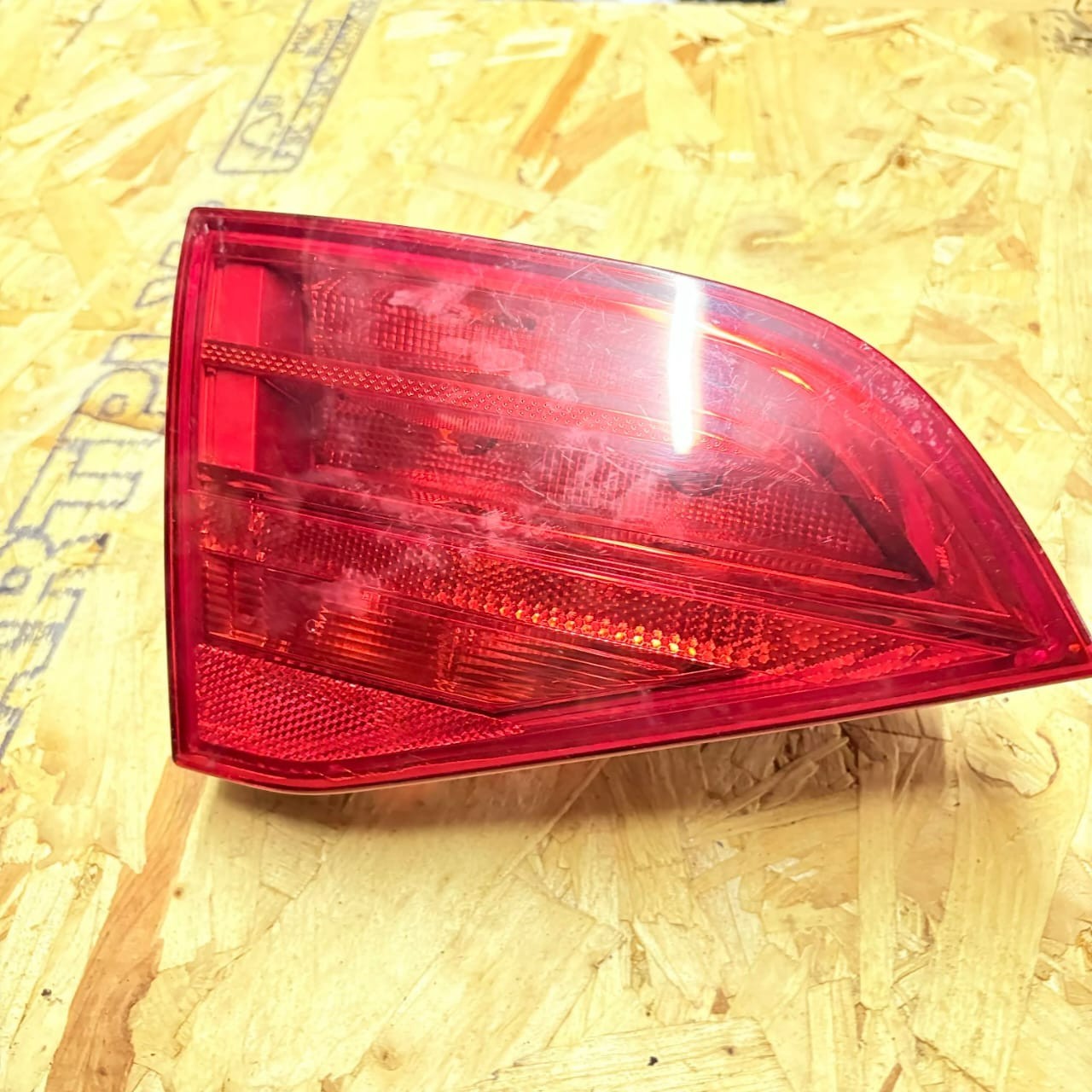 Audi A4/S4 2008-2015 A4 Allroad 2010-2016 Rear Inner Tail Light Left 8K9945093