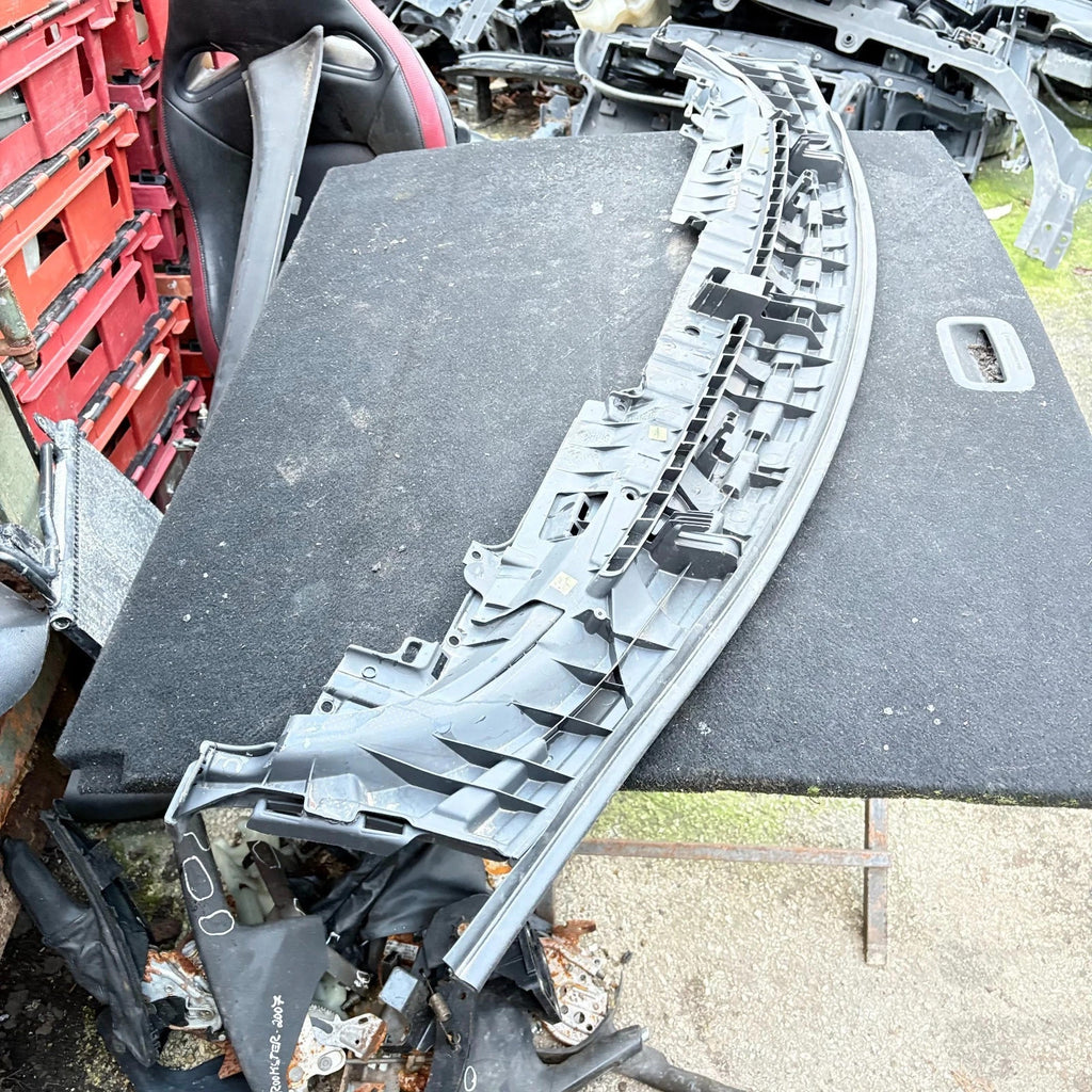 Volvo C30 Front Windscreen Wiper Trim 8687443 2006-2013
