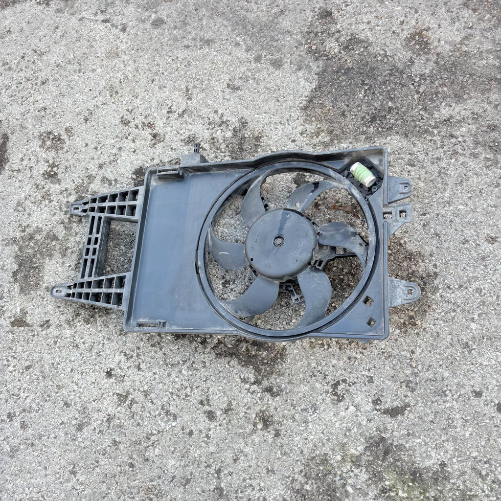 RADIATOR FAN COOLING FAN FIAT IDEA 2003-2012 823700600