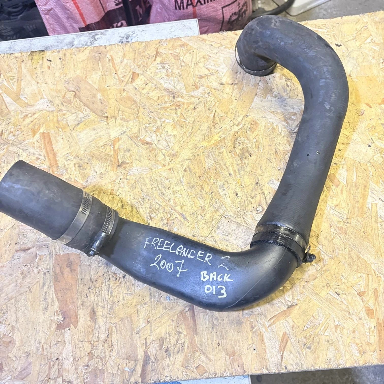 Land Rover Freelander 2 2.2 TD4 Intercooler Inlet Hose LR009799 2007-2010