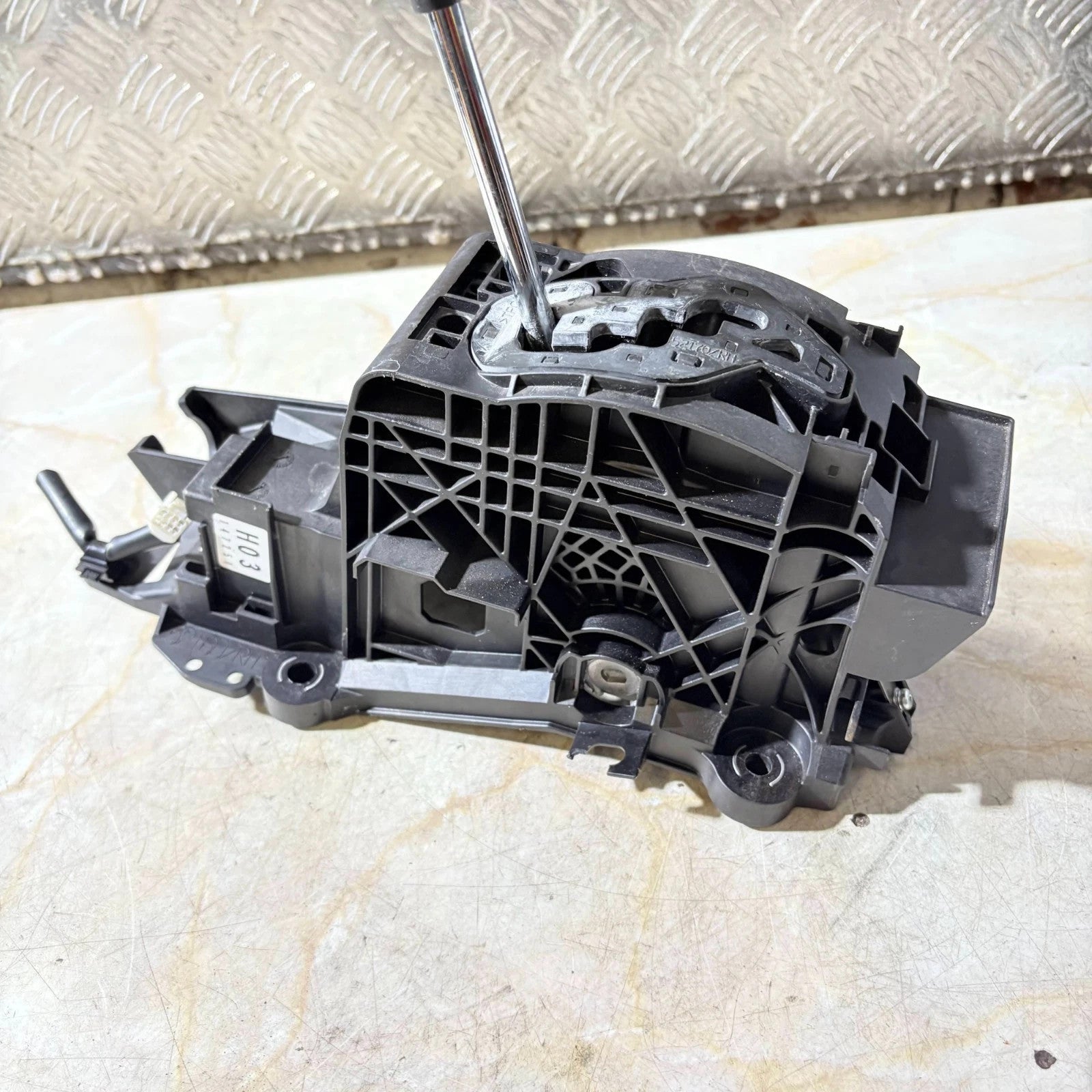 2012-2020 Toyota Yaris Hybrid XP130 RHD CVT Gear Selector 52160RH 52170RH